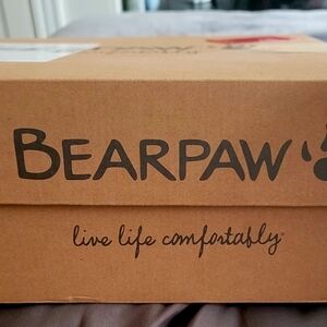 Bearpaw boots brand new with box